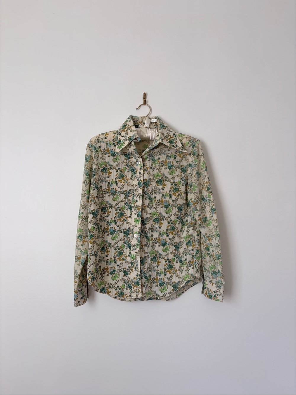 Vintage Women's Floral Button-Down Shirt